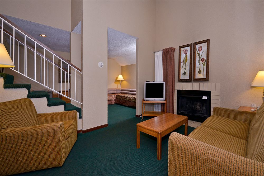Mainstay Suites Springfield South - Battlefield Rd Eksteriør billede