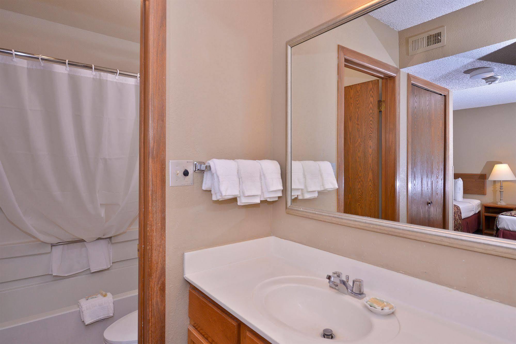 Mainstay Suites Springfield South - Battlefield Rd Eksteriør billede